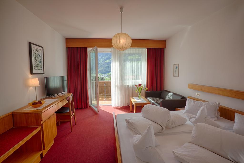 Hotel Weingarten Naturns Exterior foto