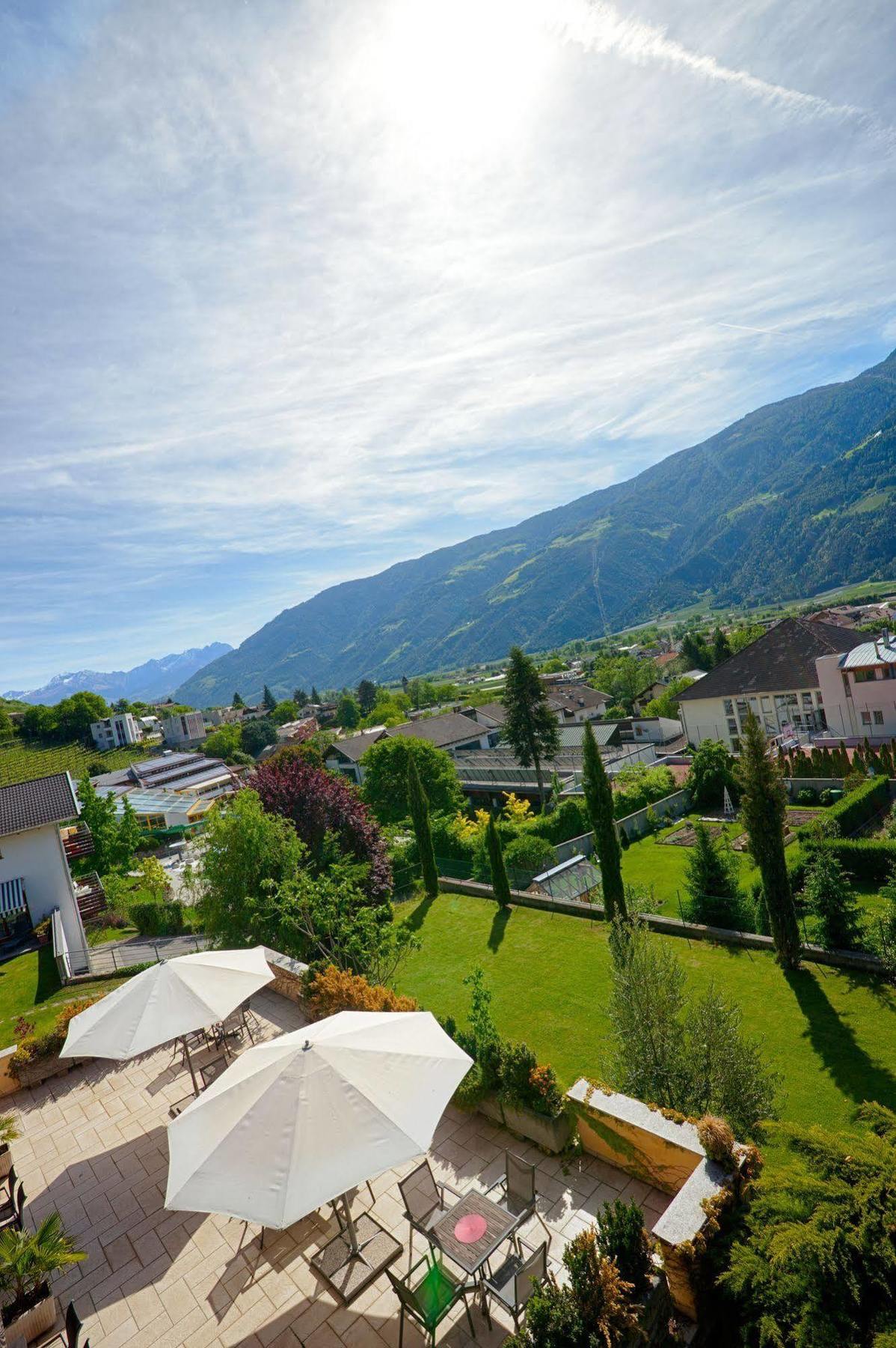 Hotel Weingarten Naturns Exterior foto